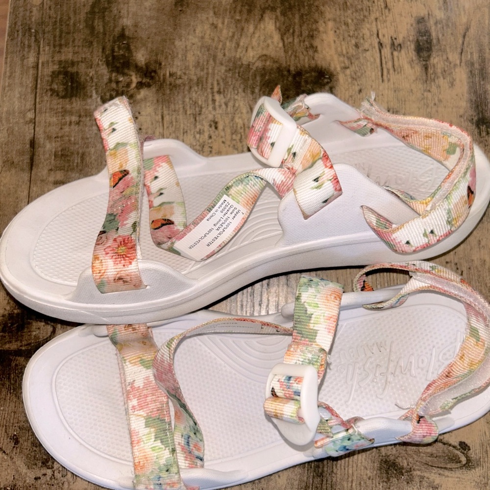 Blowfish Malibu Adjustable Straps Flower Sandals Womens Size 7
